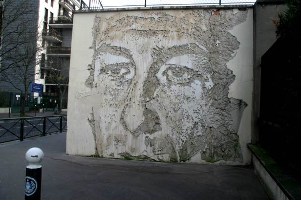 11.-Vhils---Alexandre-Farto